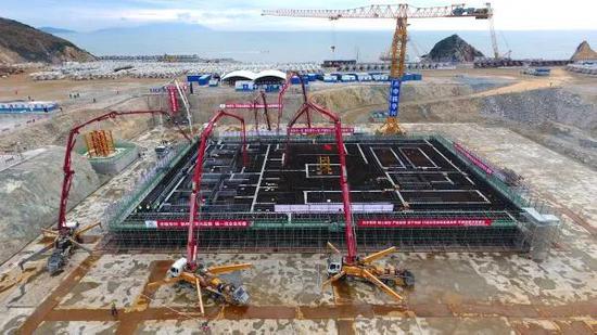 2017年12月,福建霞浦中国示范快堆工程土建开工。图源:中核集团