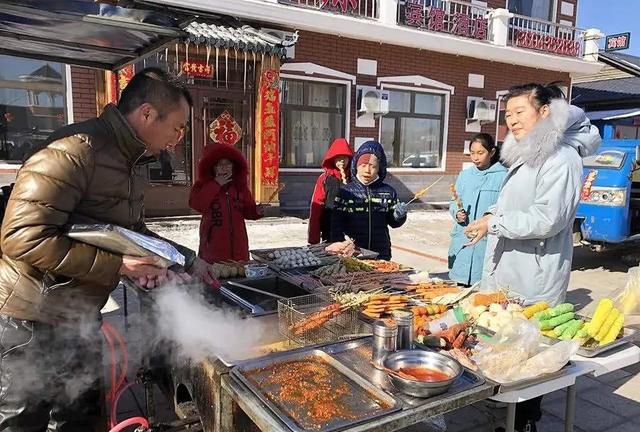 五千适合做什么小生意（靠投资五千摆摊如今身价上千万）