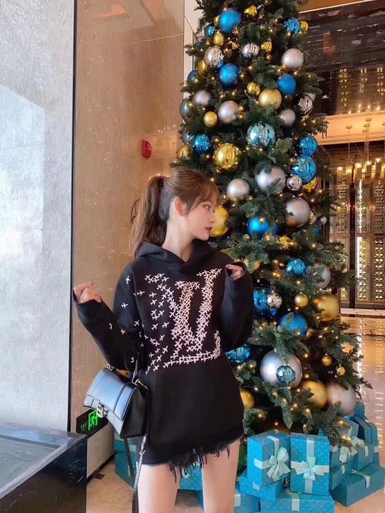 男装潮牌服装 网红同款服饰批发